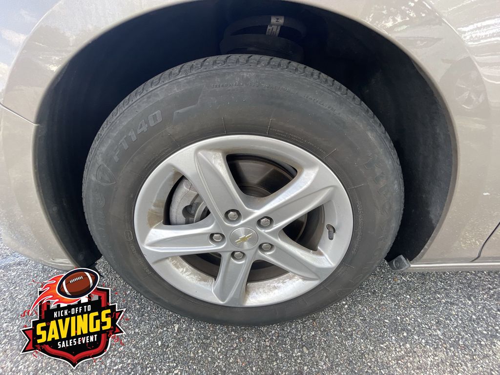 Used 2025 Chevrolet Malibu Sedan