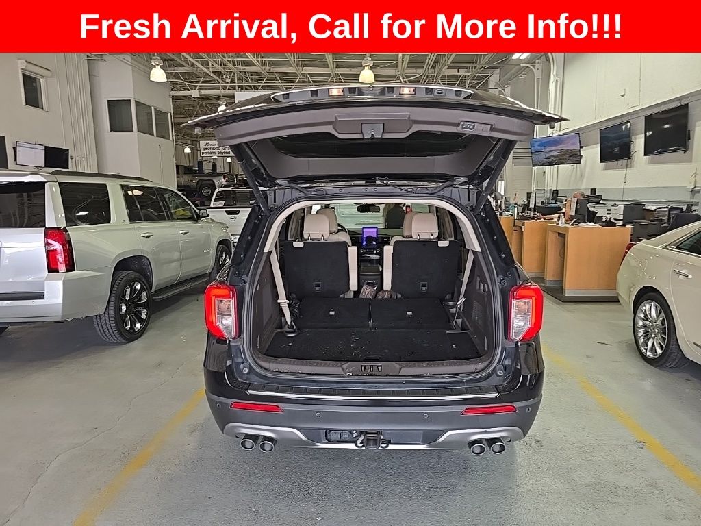 2020 Black Metallic Ford Explorer Platinum 4X4 SUV