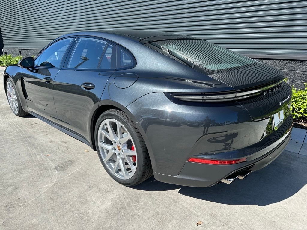 2025 Porsche Panamera 4S 4