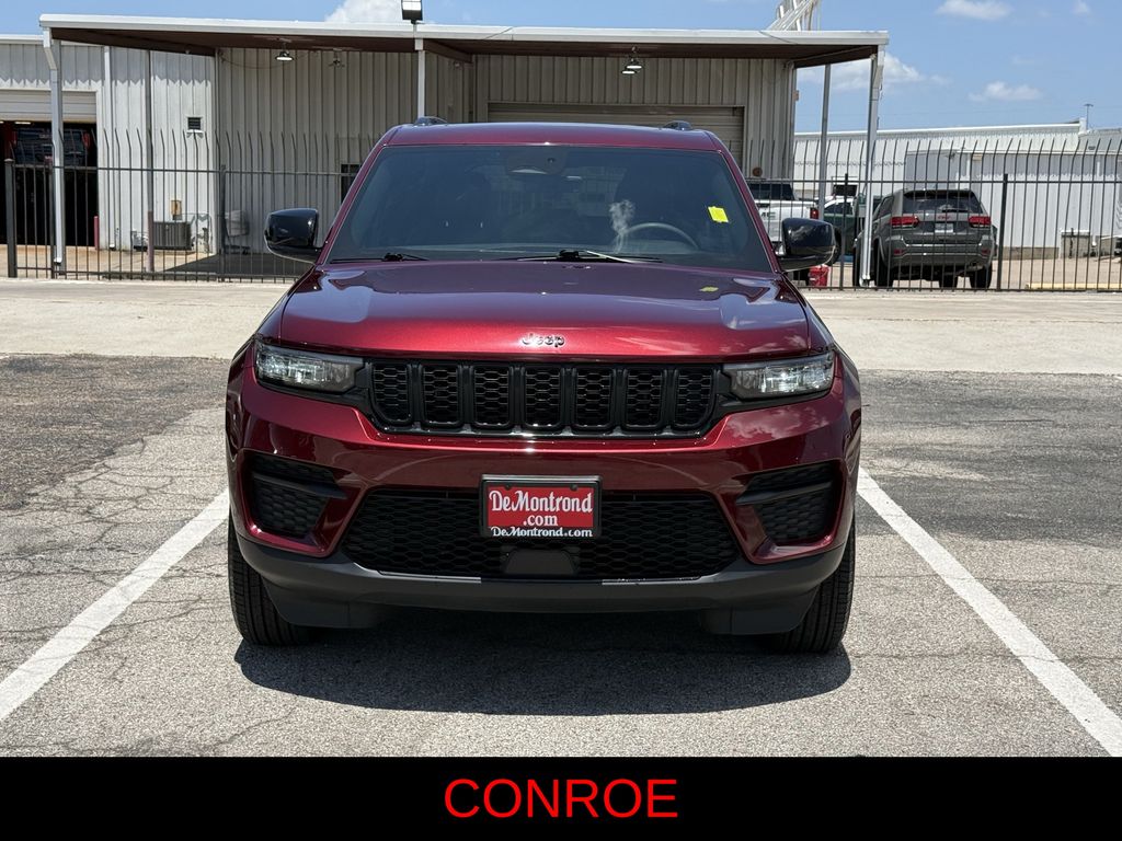 2025 Jeep Grand Cherokee Altitude X Red at Central Houston Nissan