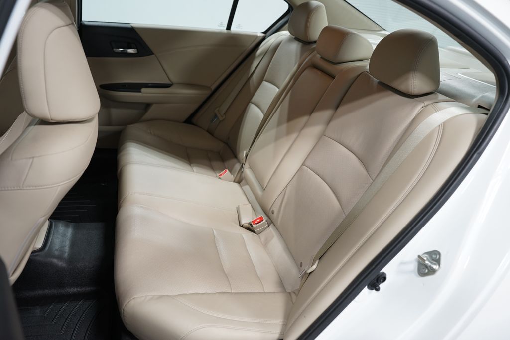 Thumbnail: 2016 Honda Accord - 26