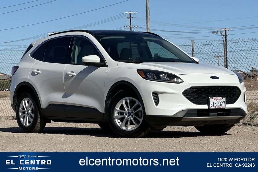 White Metallic 2020 Ford Escape SE FWD SUV / Crossover Front-Wheel Drive 8-Speed Automatic