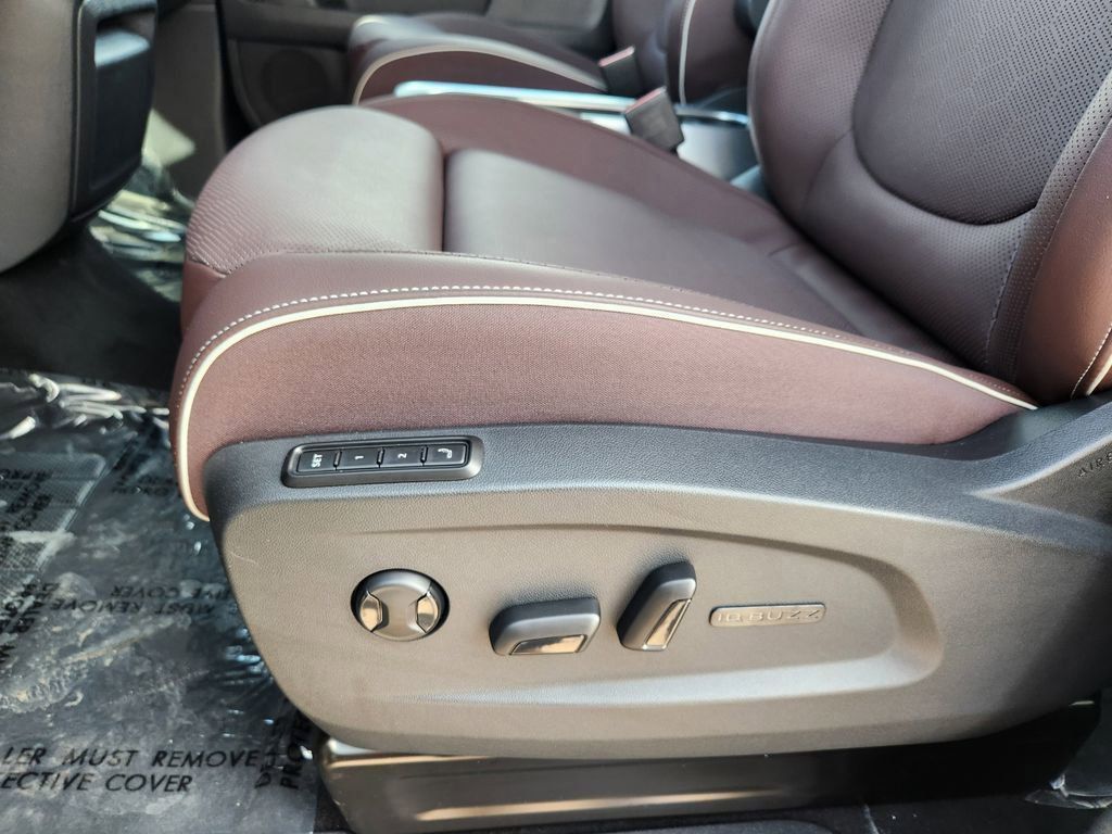 2025 Volkswagen ID. Buzz PRO S - Photo 8