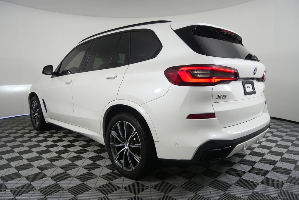 Thumbnail: 2022 BMW X5 - 5