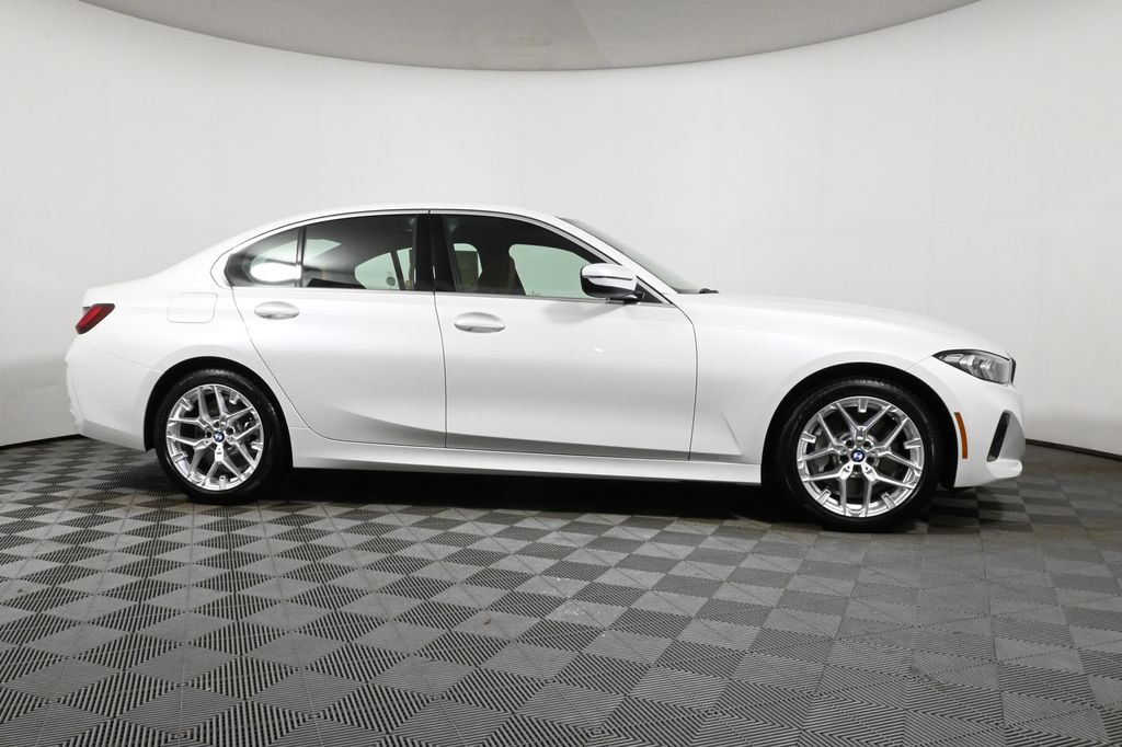 Thumbnail: 2025 BMW 3 Series - 8