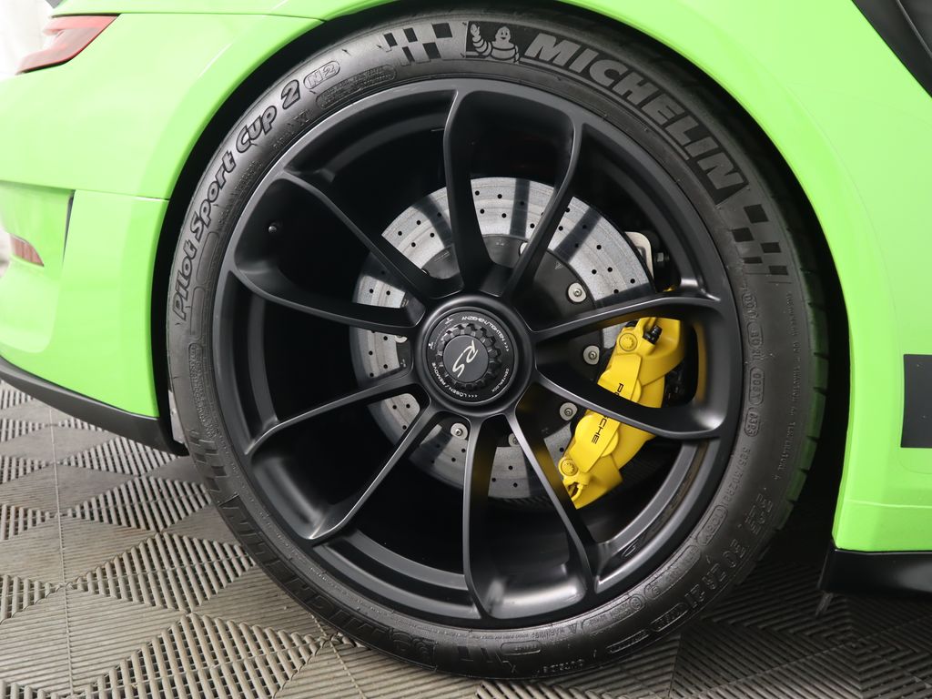 2019 Porsche 911 GT3 30