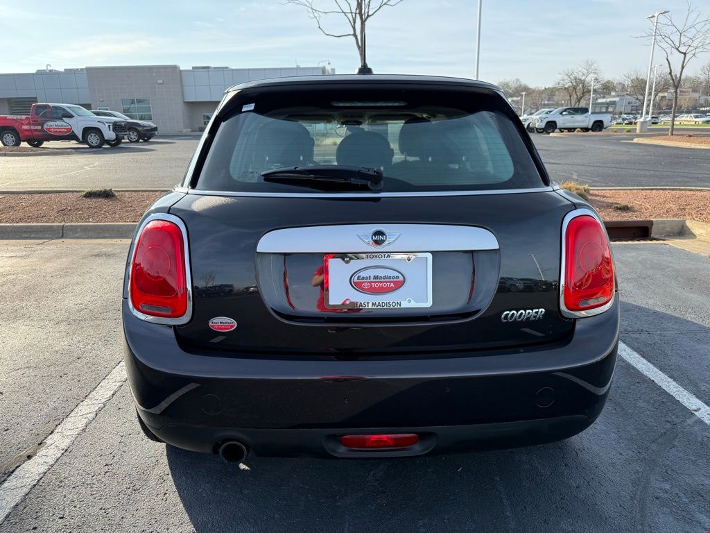 Thumbnail: 2015 MINI Cooper - 4