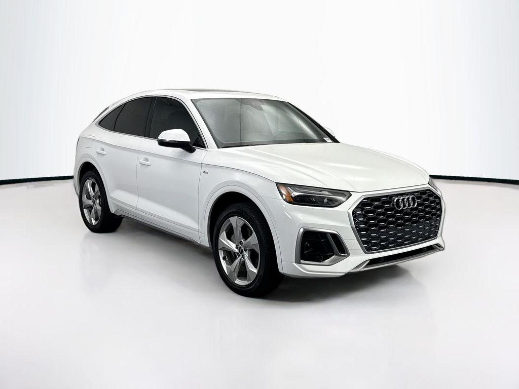 Thumbnail: 2023 Audi Q5 - 3