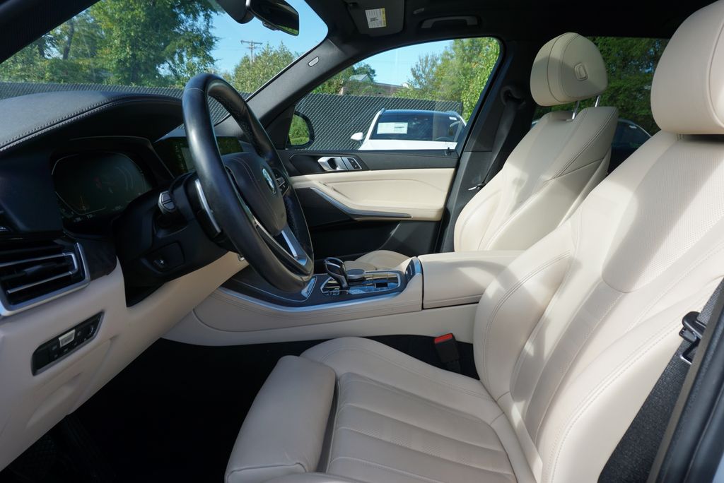 Thumbnail: 2022 BMW X5 - 9