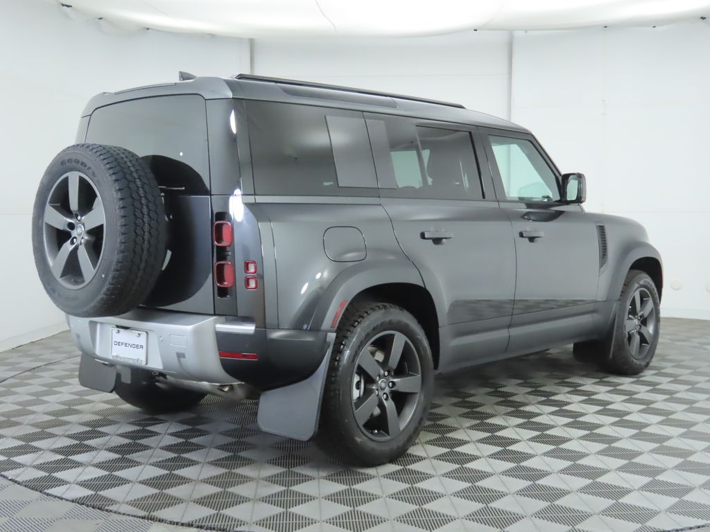 Thumbnail: 2025 Land Rover Defender - 5