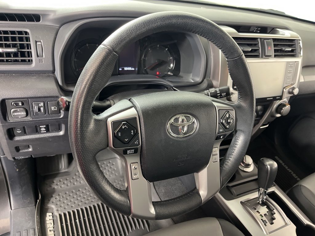 Thumbnail: 2020 Toyota 4Runner - 28