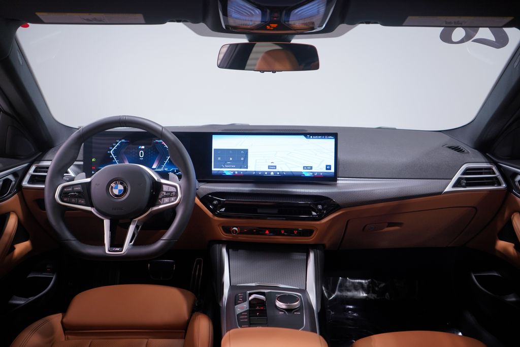 Thumbnail: 2026 BMW 4 Series - 10