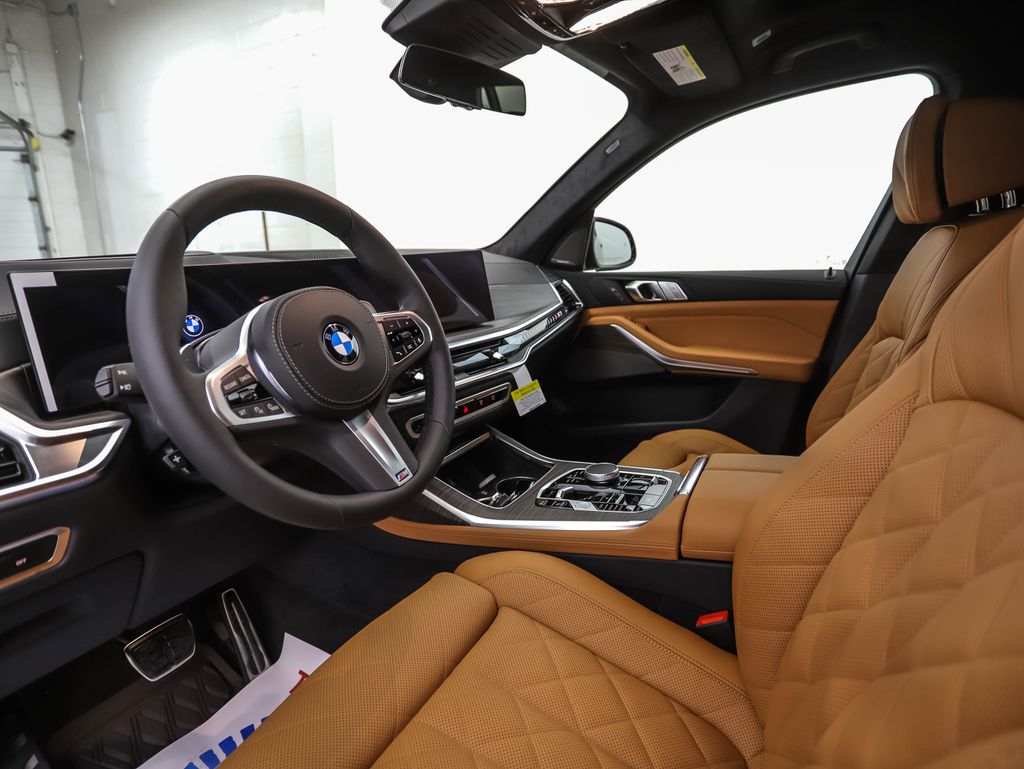 Thumbnail: 2026 BMW X7 - 10