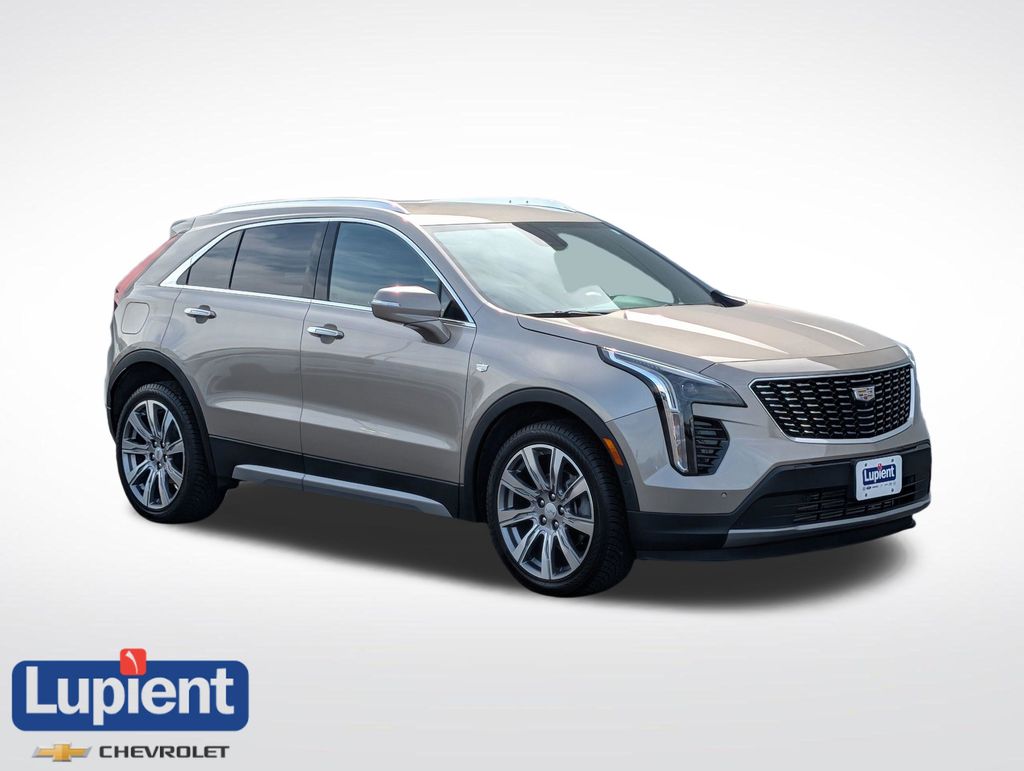 Latte Metallic 2022 Cadillac XT4 SUV / Crossover Front-Wheel Drive 9-Speed Automatic