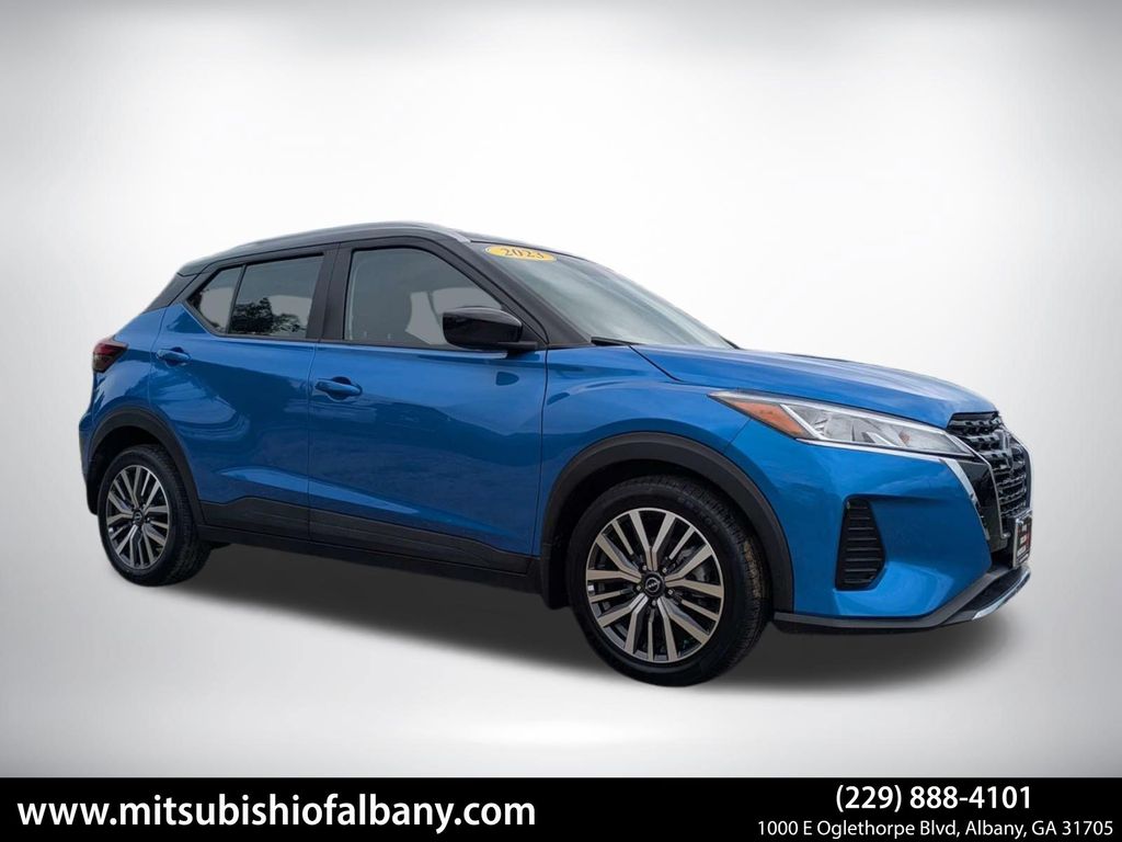 2023 Nissan Kicks SV
