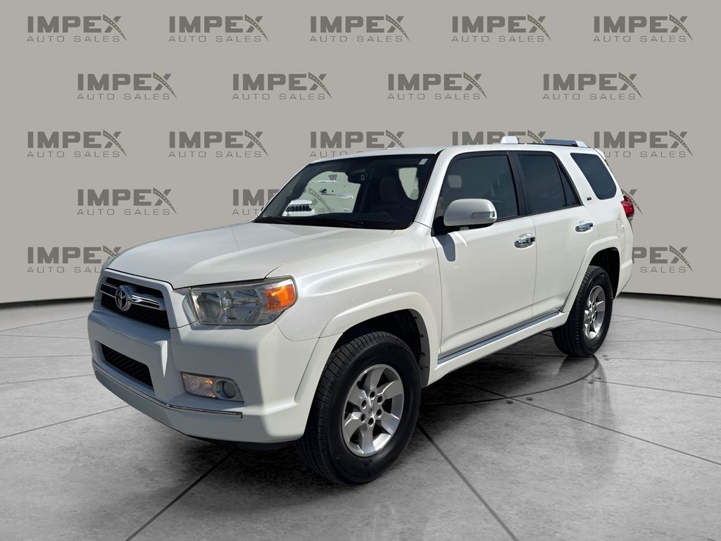 2010 Toyota 4Runner SR5 4x4 V6's photo
