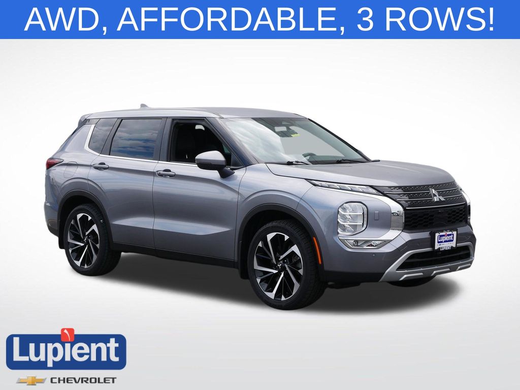 Mercury Gray Metallic 2023 Mitsubishi Outlander SUV / Crossover All-Wheel Drive Continuously Variable Transmission