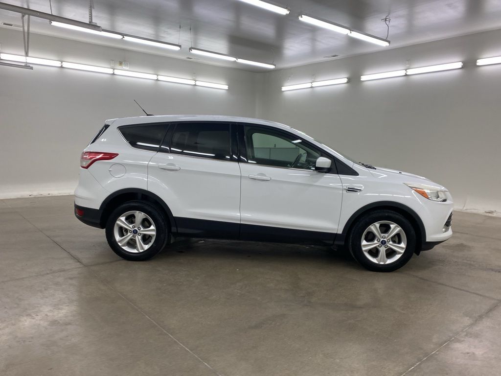 2016 Ford Escape SE photo