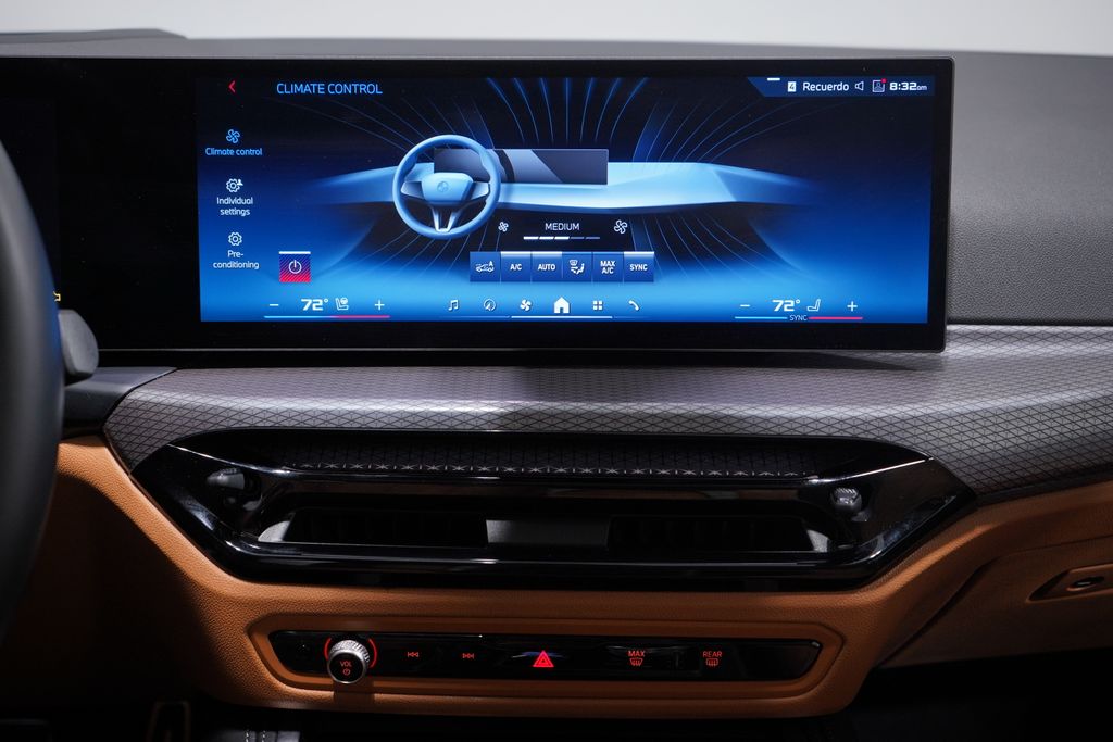 Thumbnail: 2025 BMW 4 Series - 13