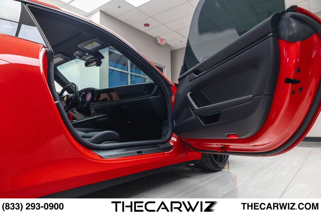 2023 Porsche 911