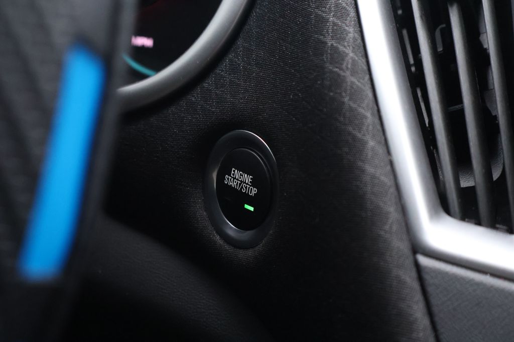 Thumbnail: 2025 Chevrolet Malibu - 25