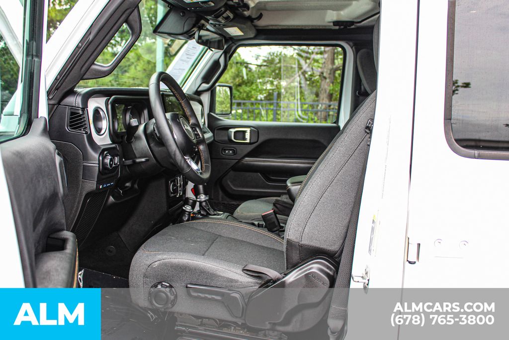Used 2024 White Jeep Sahara 4xe image 17