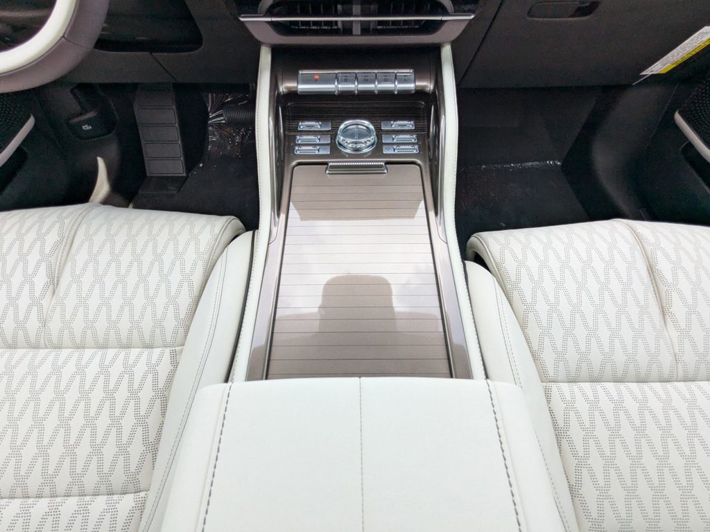 2025 Lincoln Nautilus Hybrid Black Label