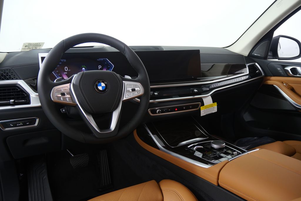 Thumbnail: 2026 BMW X7 - 19