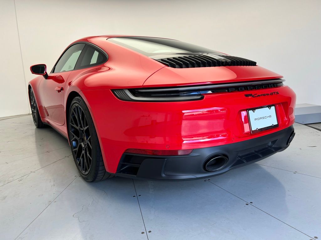 Thumbnail: 2023 Porsche 911 - 3