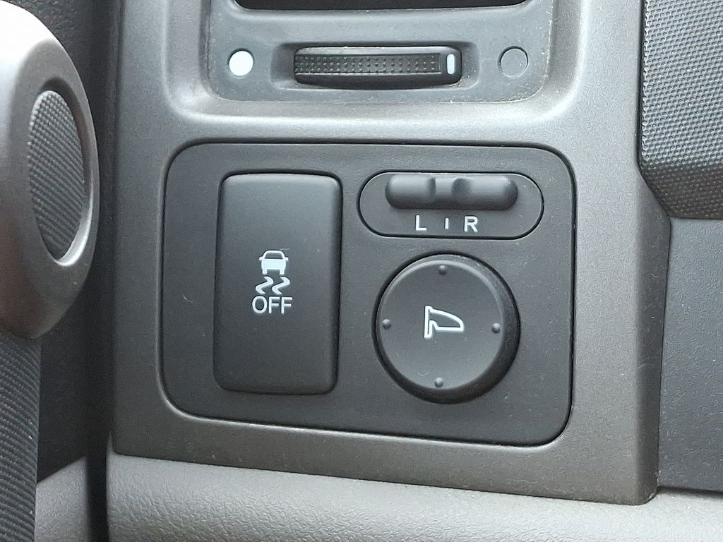 Thumbnail: 2011 Honda CR-V - 22