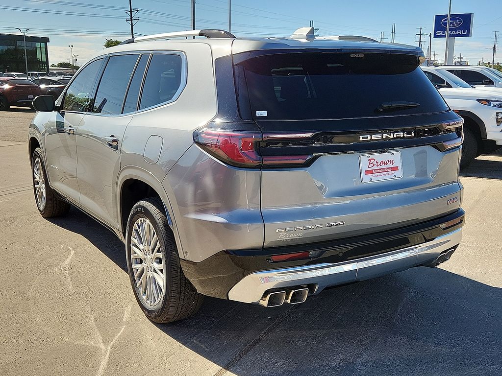 2026 GMC Acadia Denali - 7