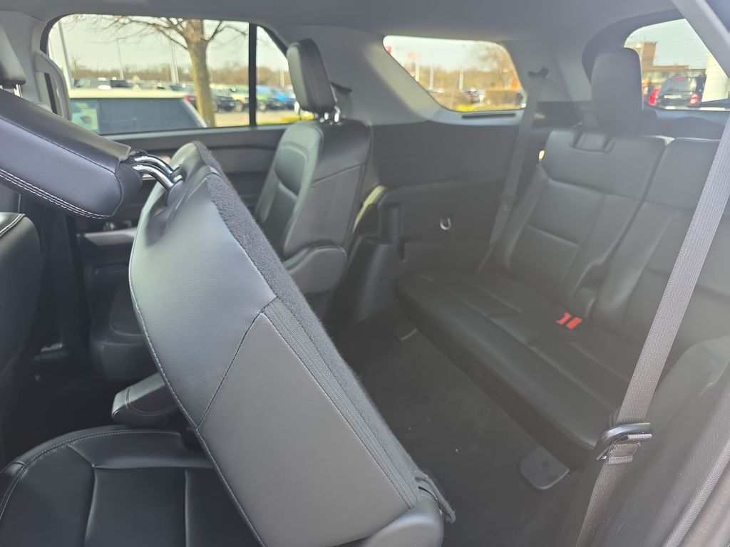 Certified Used 2024 Black Ford XLT image 39