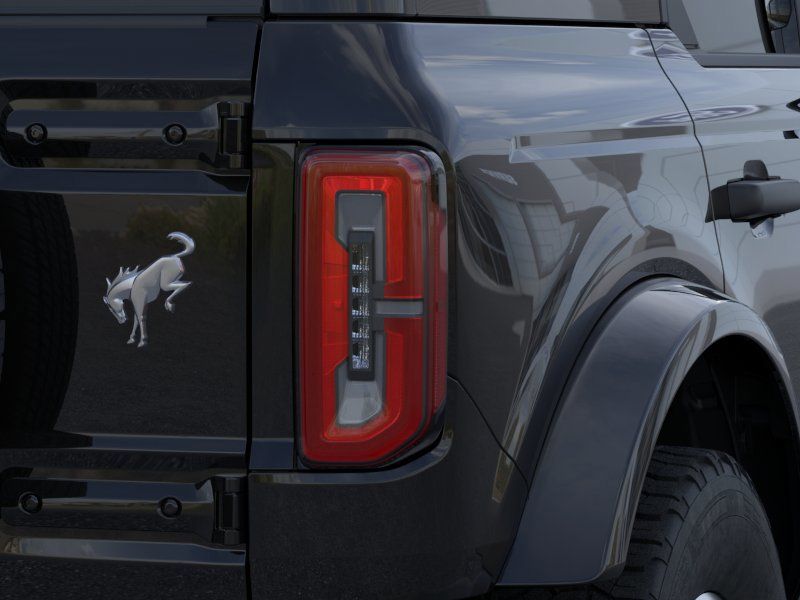 2026 Shadow Black Ford Bronco Outer Banks 4X4 SUV