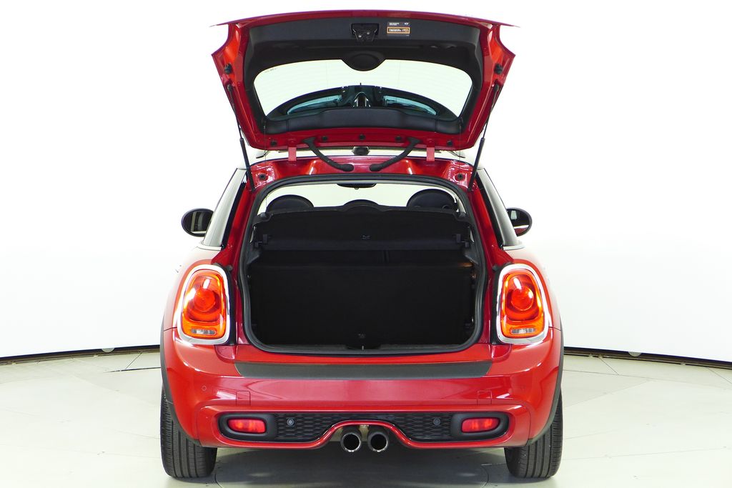 Thumbnail: 2016 MINI Cooper - 10