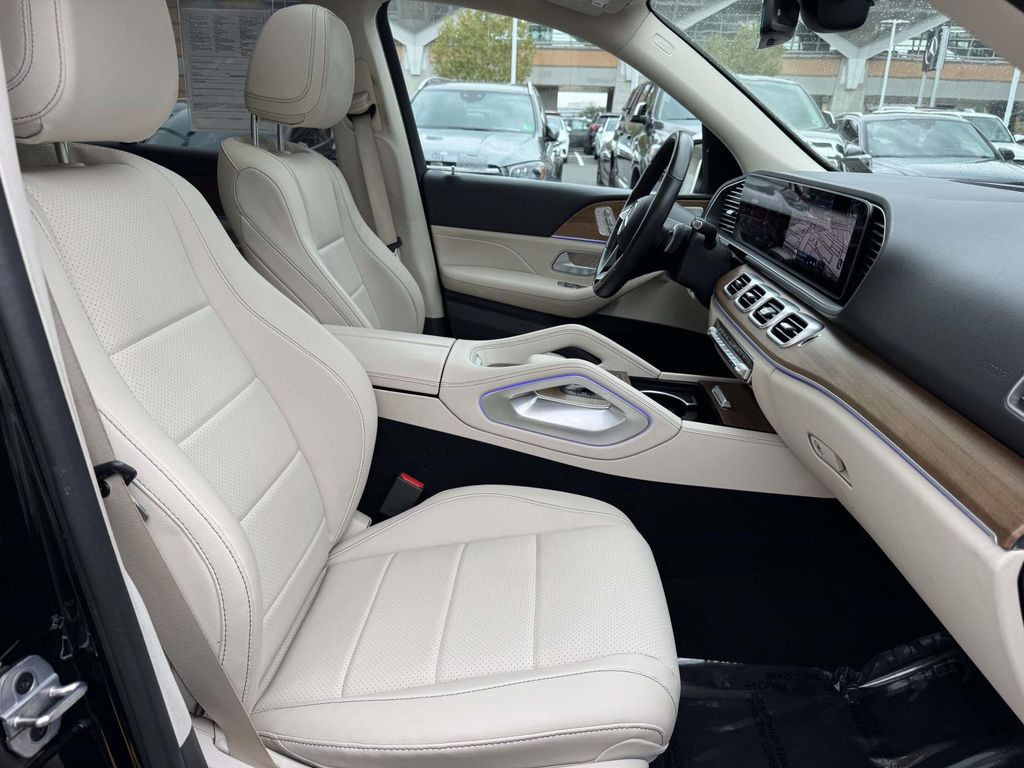 Thumbnail: 2024 Mercedes-Benz GLE - 22