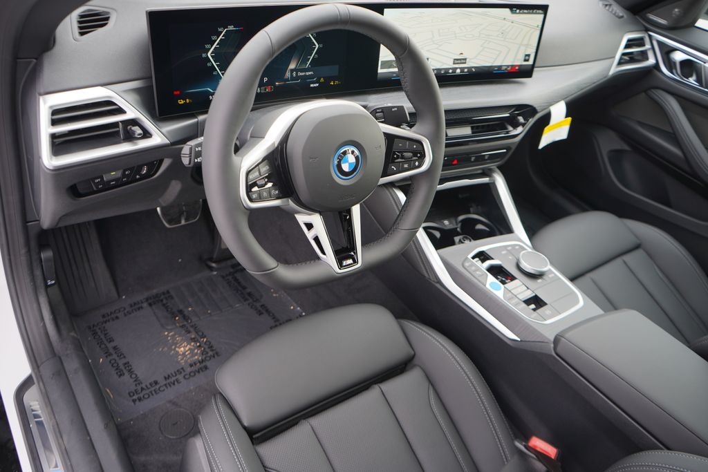 2025 BMW i4 eDrive40 12