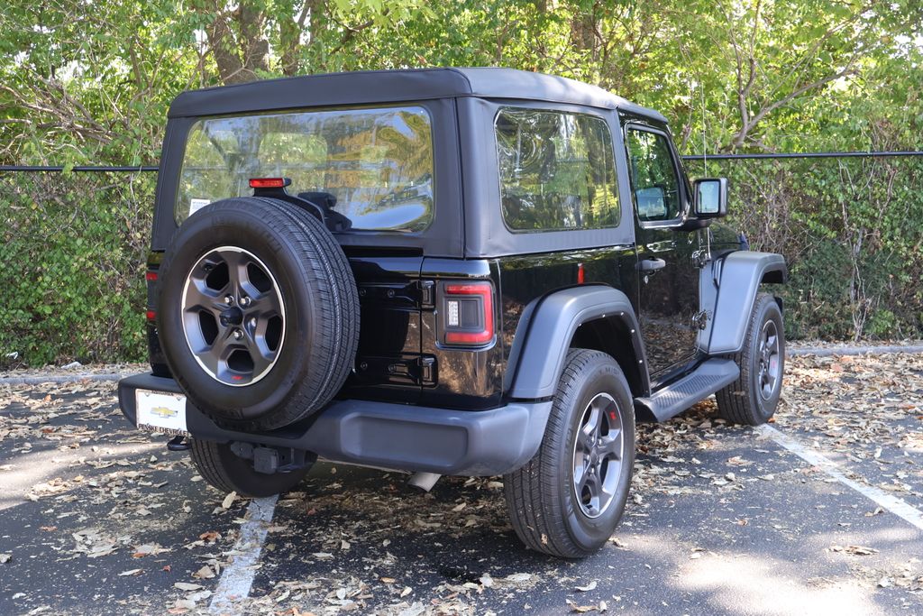 Thumbnail: 2022 Jeep Wrangler - 8