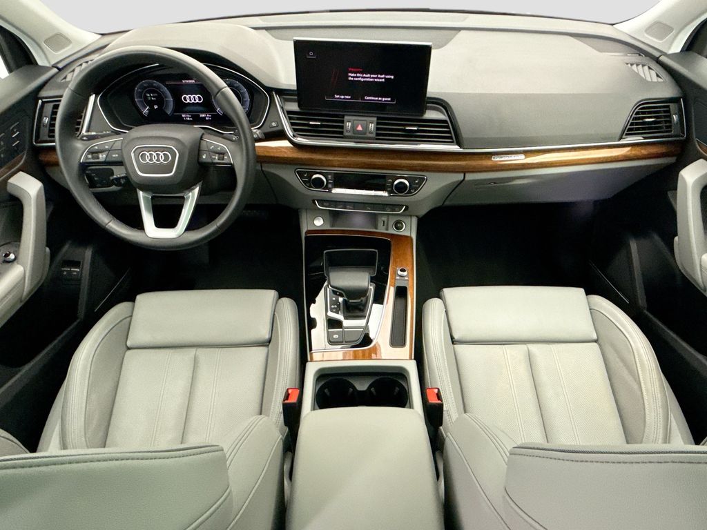 Thumbnail: 2024 Audi Q5 - 13