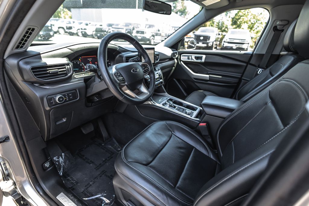 2022 Ford Explorer Limited thumbnail 17