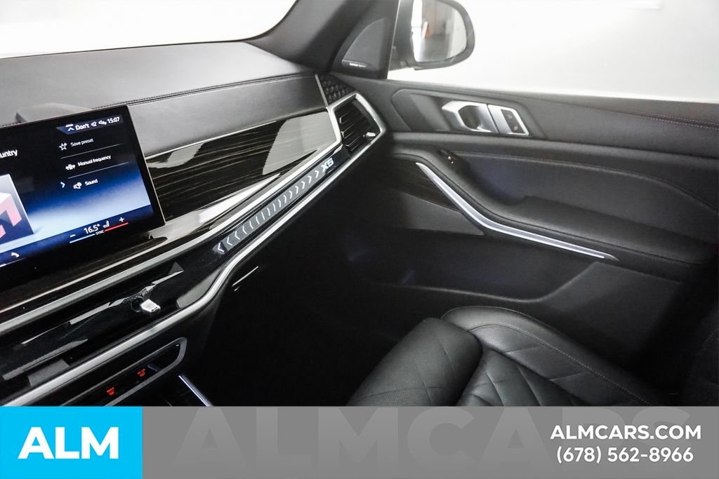 Used 2024 Black BMW sDrive40i image 39