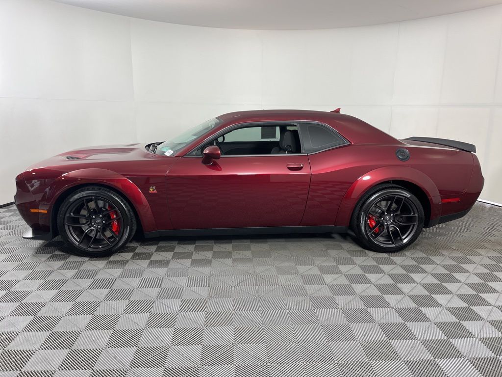 Thumbnail: 2022 Dodge Challenger - 2