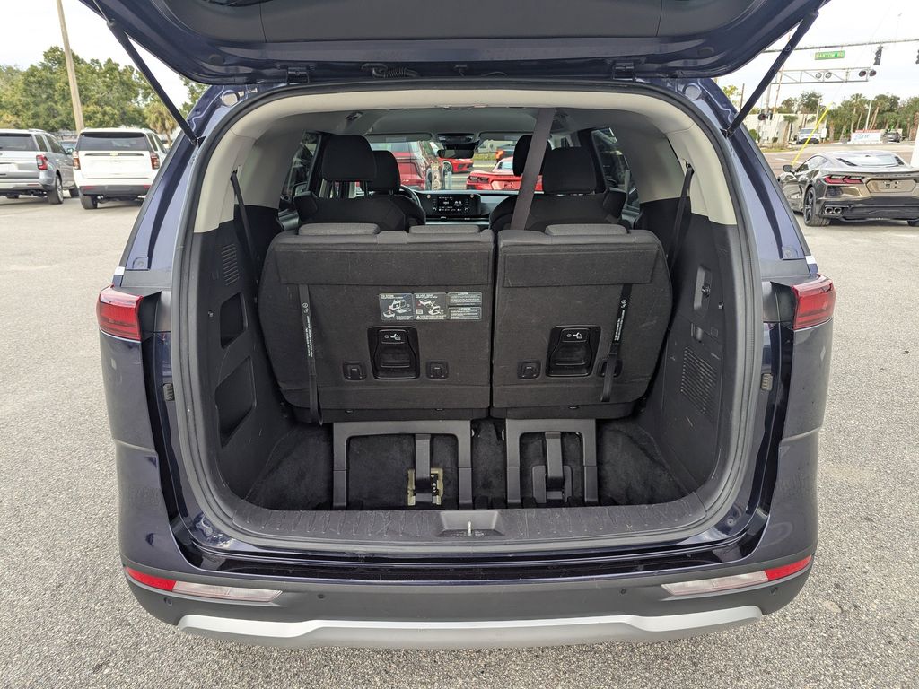 used 2024 Kia Carnival car, priced at $26,495
