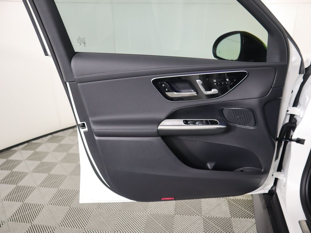 Thumbnail: 2026 Mercedes-Benz GLC - 25