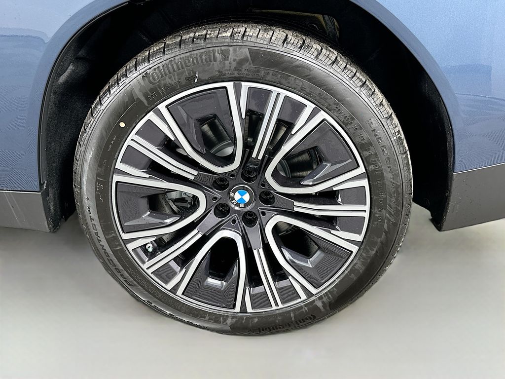 Thumbnail: 2026 BMW X3 - 23