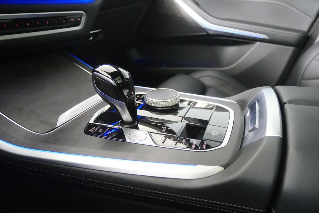 Thumbnail: 2023 BMW X5 - 24