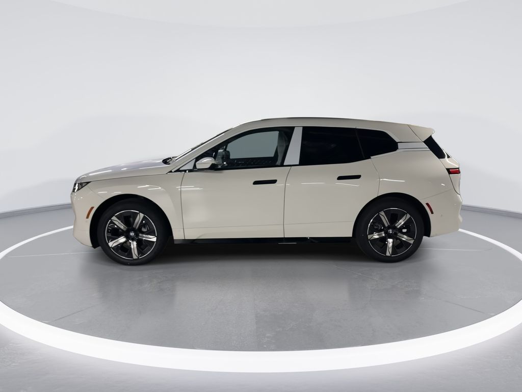 Thumbnail: 2026 BMW iX - 5