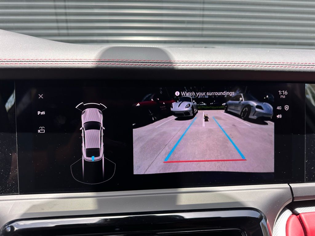 Thumbnail: 2025 Porsche Panamera - 27