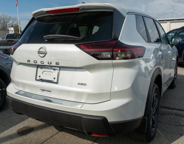 2026 Nissan Rogue SV - 4
