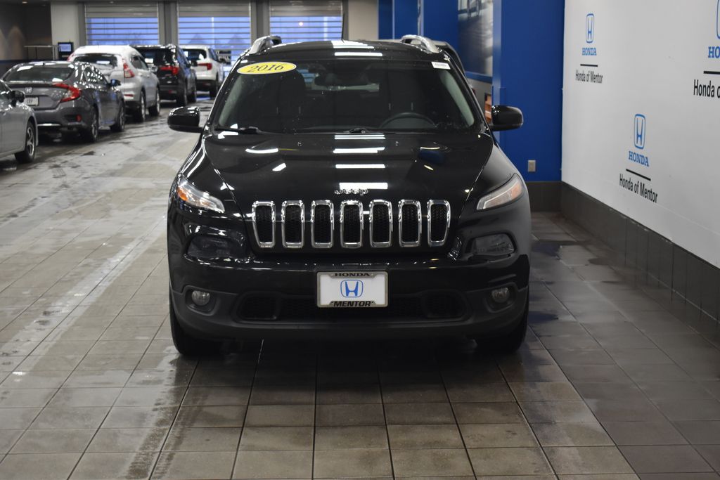 2016 Jeep Cherokee Latitude 10