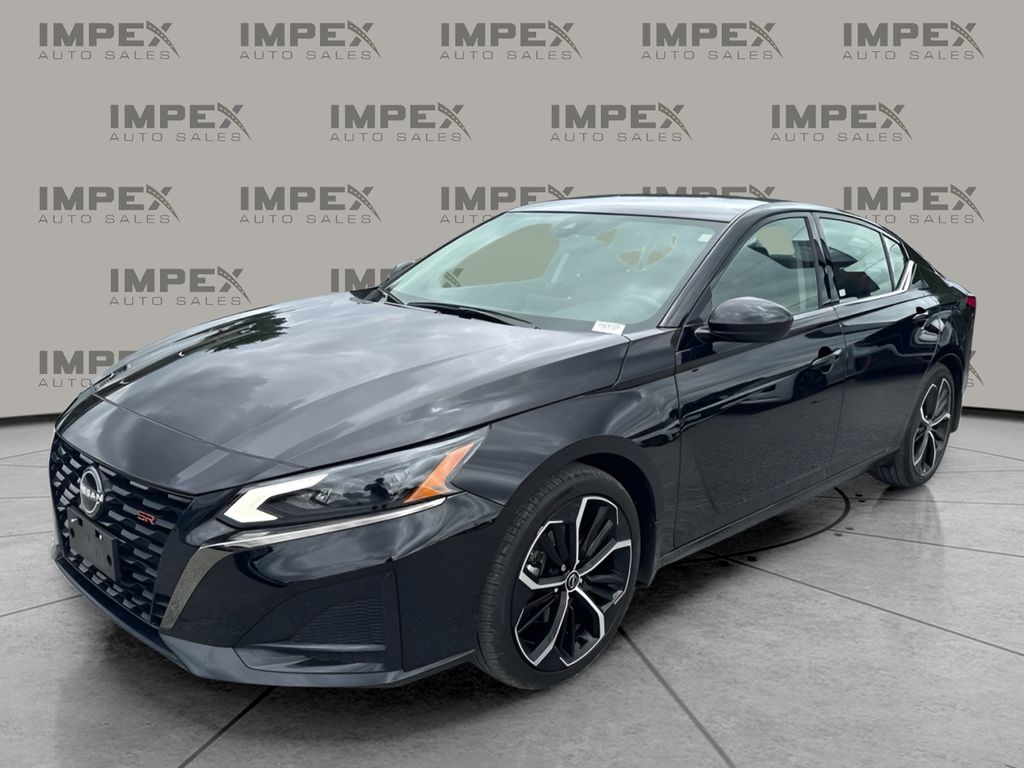 2023 Nissan Altima 2.5 SR's photo